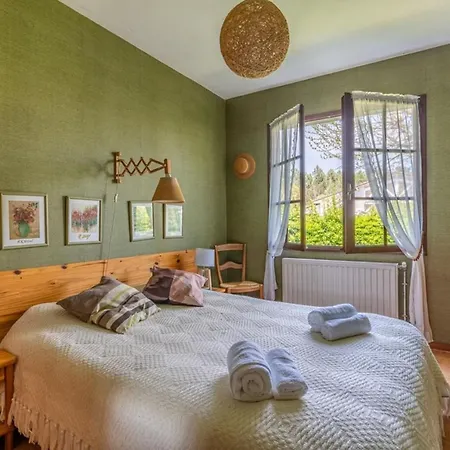 Charming House With Garden Near The Forest *