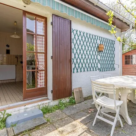 Charming House With Garden Near The Forest Hébergement de vacances